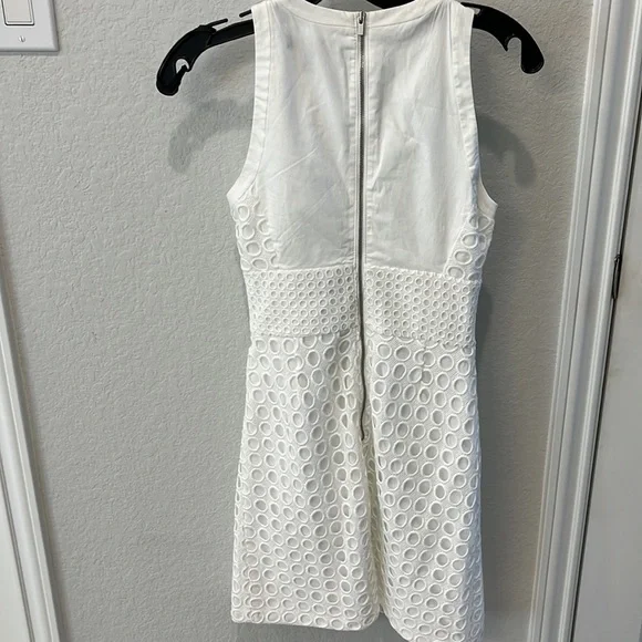 Banana Republic White Eyelet Sheath Size 0P - Picture 6 of 8